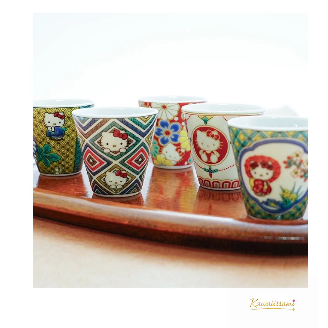 Kutani Ware × Hello Kitty Mini Sake Cup (Ochoko) – 5.5cm | Seikou Kiln